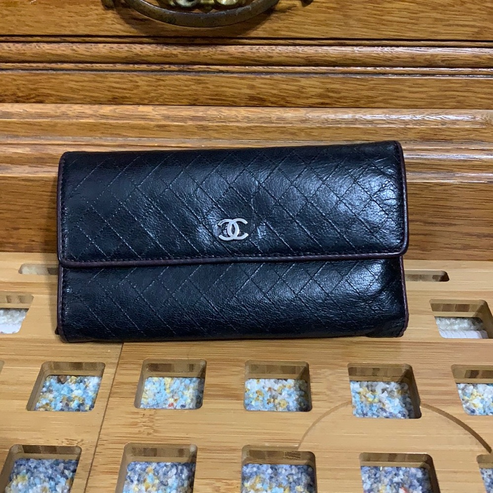 Chanel wallet
